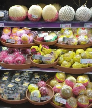 果菜搬運工、包裝、貨物運送等相關類型的從業人員，勞保請加入台