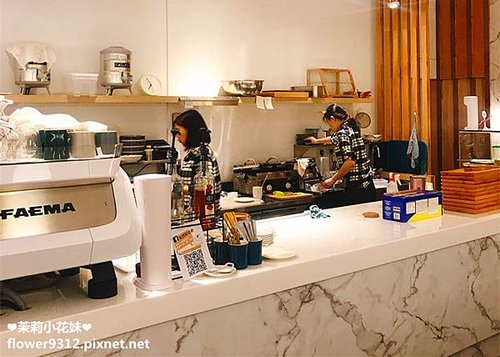 捷運松江南京 HOKACAFE (6).JPG