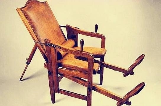 春宮圖/古代行房圖/殷奇《春宮圖冊》/A片/「妻不如妾，妾不