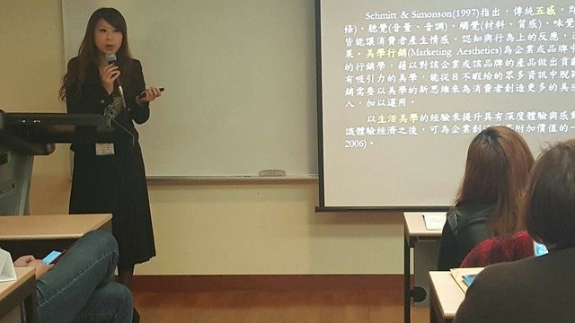慶祝玉書銘傳博士論文通過 (22)