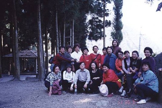 2001-11-25華楊志工旅遊4.jpg