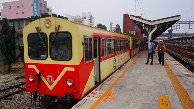 阿里山森林鐵路小火車