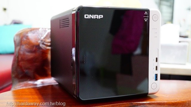 QNAP TS-453BT3