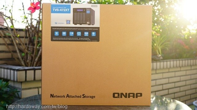 QNAP TVS-472XT