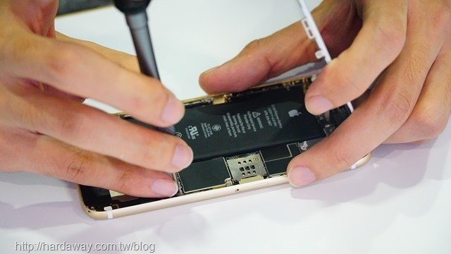 iPhone 6手機換電池