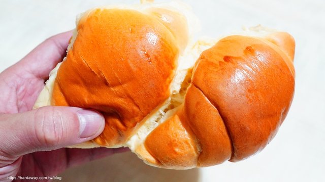 安太座烘焙坊經典岩鹽奶香包