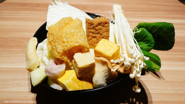 匯川暖心鍋物菜盤
