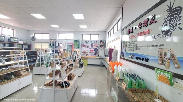 龍崎區農會竹炭故事館