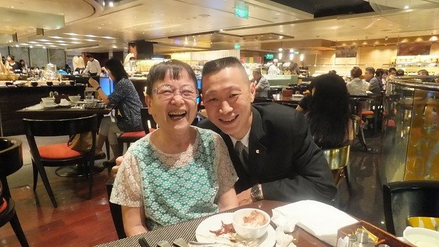 環保阿嬤女兒登琪爾做按摩香格里拉午茶趣 039