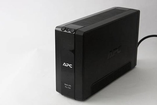 APC back ups pro 700