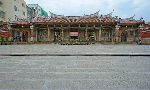 龍柱/三停九似/鹿港龍山寺(國家一級古蹟)/降龍與升龍常常結