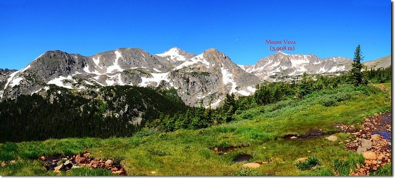 Mountain view from Arapahoe Pass Trail 1-1