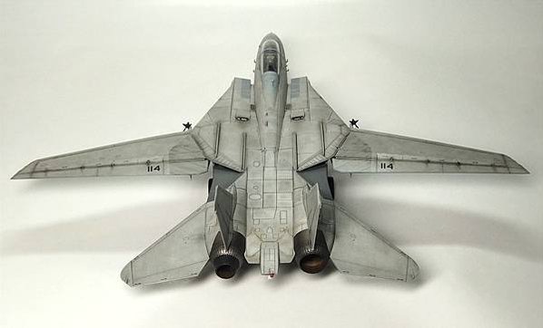 Academy 愛德美 1/72 F-14A TOP GUN