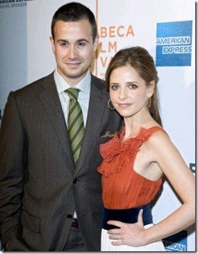 Sarah Michelle Gellar and Freddie Prinze Jr.