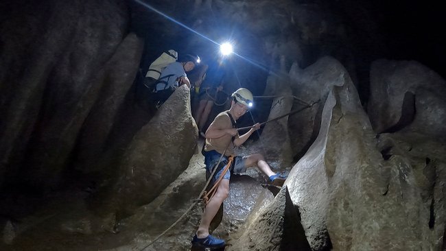 【砂勞越自助】姆魯國家公園：熱帶雨林Racer Cave 洞