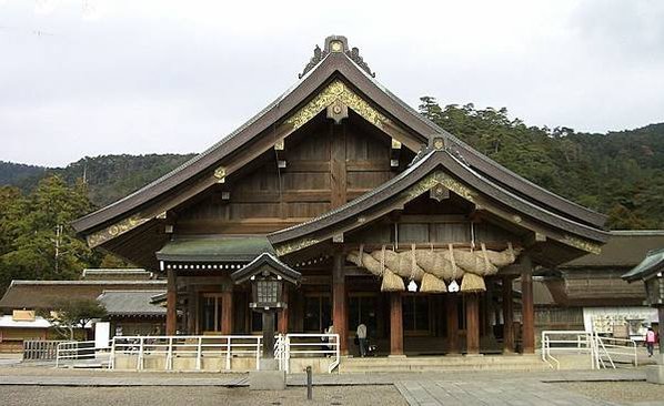 出雲大社「結良緣」聞名：求良緣必訪結緣神社-神社境內的兔子雕