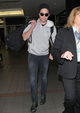 Rob landing at LAX - 20130723 (21).jpg