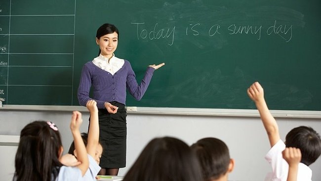 老師這個行業_公職好嗎?_老師甘苦誰人知