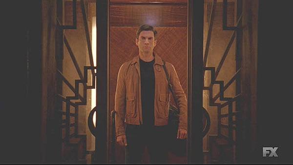 American.Horror.Story.S05E01.REPACK.720p.HDTV.x264-KILLERS.mkv_20151012_123839.062.jpg