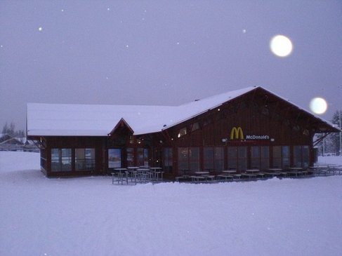 瑞典滑雪麥當勞.jpg