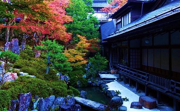 高野山宿坊   恵光院  蓮華定苑