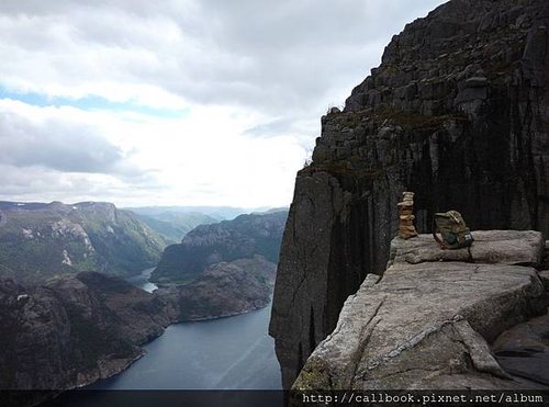 ＂人生彈跳＂@Pulpit Rock