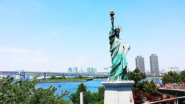 台場自由女神像