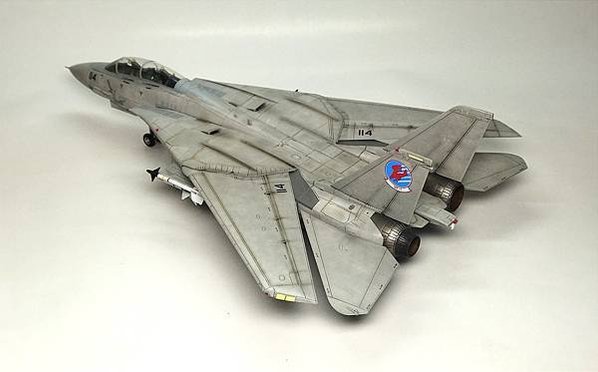 Academy 愛德美 1/72 F-14A TOP GUN