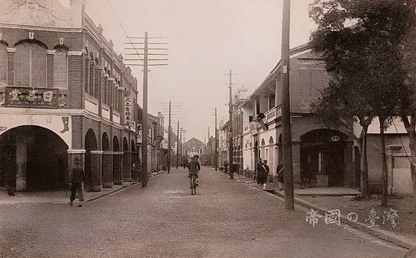 新竹州廳1925年/關西 第一戲院/新竹東門城,「新竹之心」