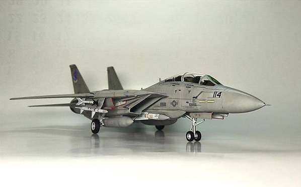 Academy 愛德美 1/72 F-14A TOP GUN