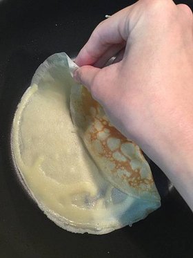 how to get crepe off pan