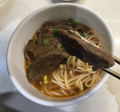 1214獨創滾刀塊切法【老協珍】牛肉麵 新上市!