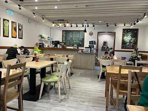 LINE_ALBUM_佛里斯特_230313_3.jpg