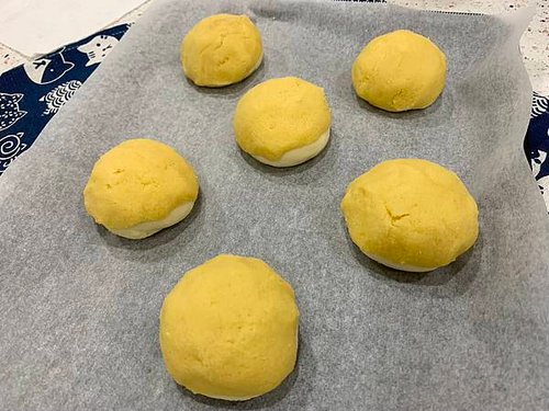 【液種法】加了杏仁粉的菠蘿麵包