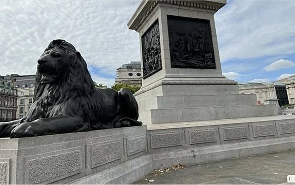 特拉法加廣場 Trafalgar Square獅子巨型銅獅-