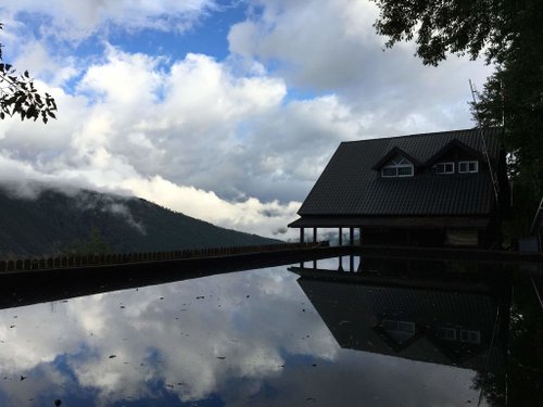 雪山登山口