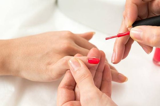 manicure-process-shot.jpg