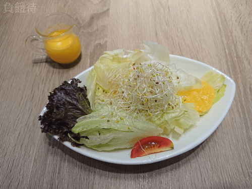 田園沙拉佐柳橙.jpg