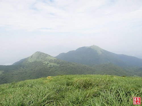 大屯主峰連峰步道 (27).jpg