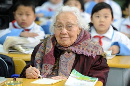 最老大學學生考生,20年讀五間大學,活到老學到老的求學極道之路 (侯真丞,正面態度,求知精神,碩士班,博士班,在職班,學分班,學費)