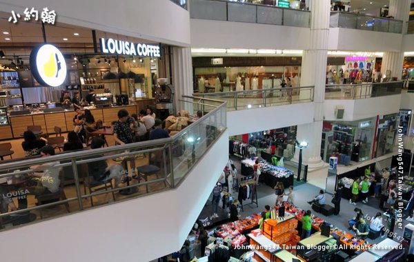 LOUISA COFFEE Bangkok Amarin mall1.jpg