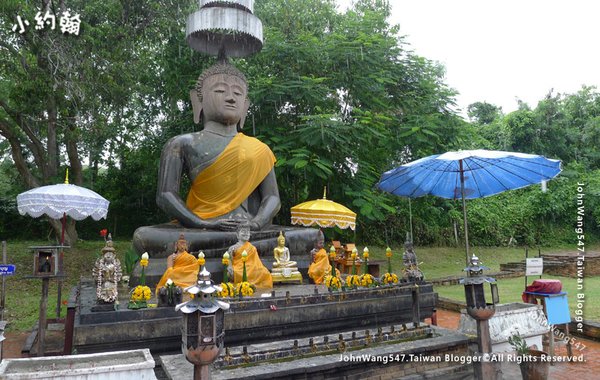 Wat That Kaow(Thatkhao)Chiang Mai.jpg