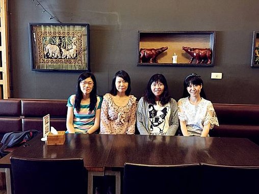 1040619--姐妹聚會在高雄 (1).JPG