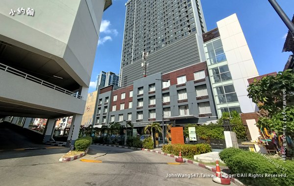 Bedrooms Boutique Hotel Bangkok Onnut.jpg