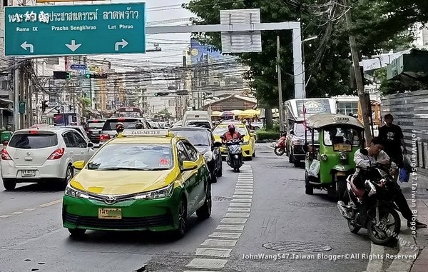 曼谷BKK計程車嘟嘟車.jpg