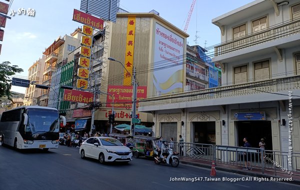 曼谷地鐵站Wat Mangkon龍蓮寺站.jpg