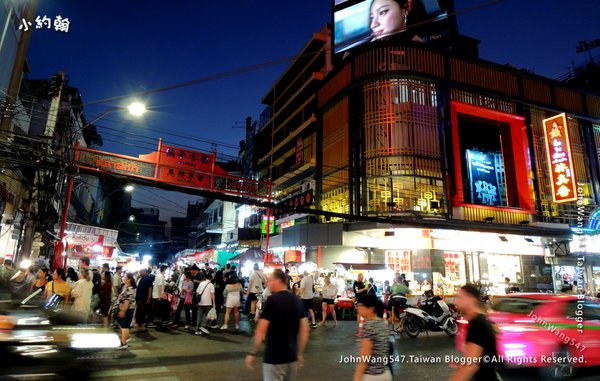 曼谷中國城關帝古廟夜市.jpg