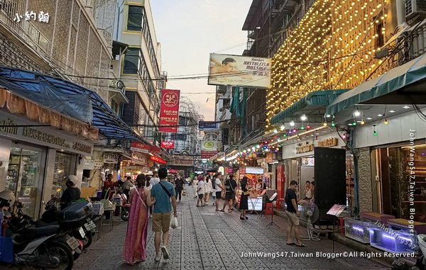 曼谷中國城Phadung Dao Road按摩店.jpg