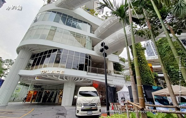 Marche Thonglor Mall Bangkok2.jpg