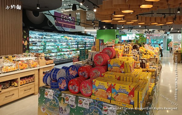 Marche Thonglor Tops supermarket2.jpg